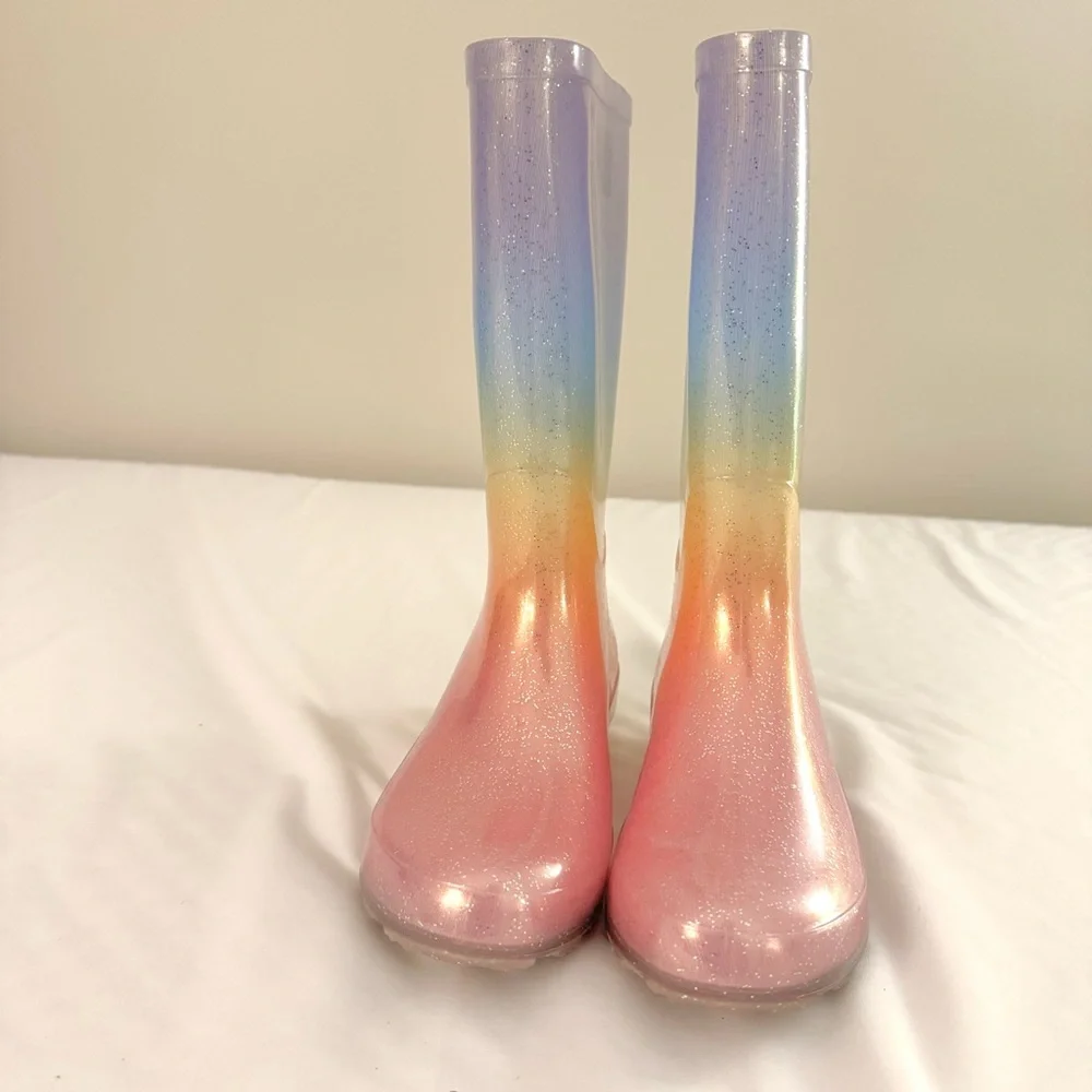 Cat & Jack Kids Cece Rainbow Glitter Rain Boots, size 2